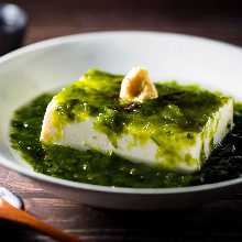 Green seaweed tofu