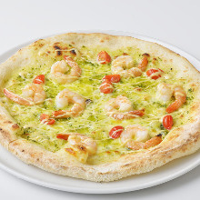 Basil sauce pizza