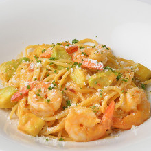 Tomato cream sauce pasta with shrimp