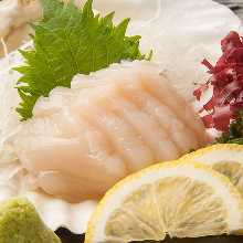 Scallop sashimi