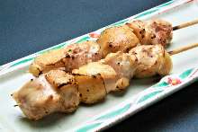 Grilled chicken skewer