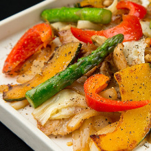 Stir-fried meat and vegetables