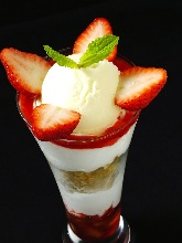 Strawberry parfait