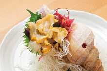 Live whelk sashimi
