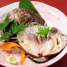 Live sakhalin surf clam sashimi