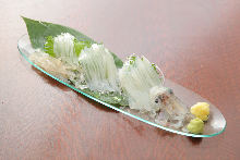 Live spear squid sashimi