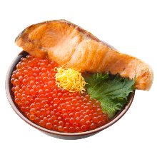 Fatty salmon and salmon roe rice bowl