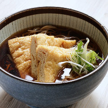 Buckwheat noodles with sweet fried tofu