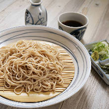 Chilled buckwheat noodles without broth