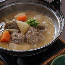 Tsumire (fish or meat ball) hotpot