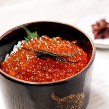 Salmon roe rice bowl