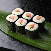 Negi toro (minced tuna with green onions) sushi rolls