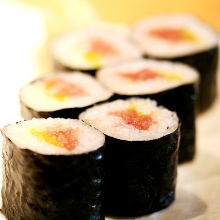 Fatty tuna and pickled radish sushi rolls