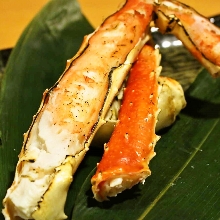 Grilled crab leg