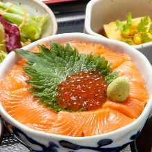 Salmon rice bowl