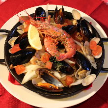 Seafood paella