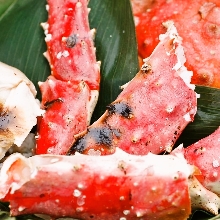 Grilled red king crab leg