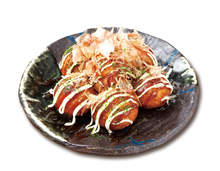 Takoyaki (octopus balls)