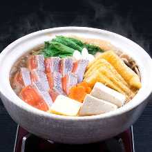 "Ishikari" salmon and vegetable hotpot