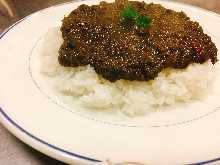 Curry lunch"Includes salad and drink bar"