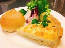Quiche plate lunch"Includes salad, homemade bread, and drink bar"