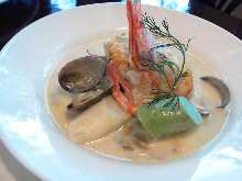 Edible seafood cream soup