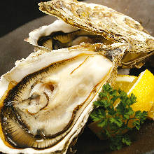 Unsalted grilled oyster