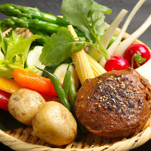 Vegetable with miso-flavored meat dip