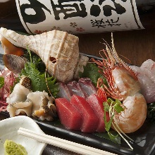 Assorted sashimi