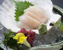 Scallop sashimi