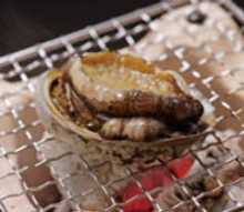 Grilled live abalone