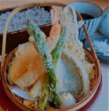 Tempura zaru buckwheat noodles