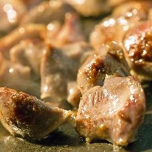 Salted and grilled gizzard