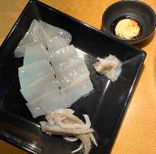 Lightly-dried squid