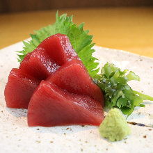 Tuna sashimi