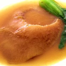 Simmered shark fin