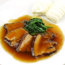 Simmered pork belly