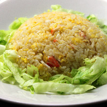 Crab and lettuce fried rice