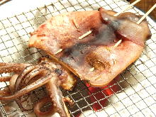 Lightly-dried squid