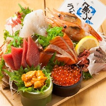 Assorted sashimi