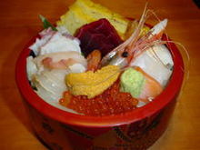 Chirashi sushi