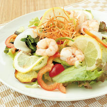 Seafood and lemon salad with fruit vinegar dressing