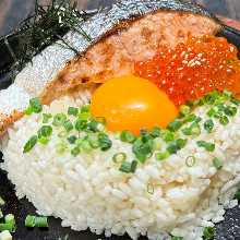 Salmon and salmon roe fried rice