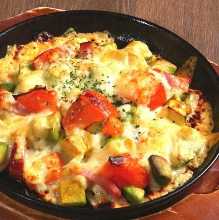 Teppanyaki avocado cheese