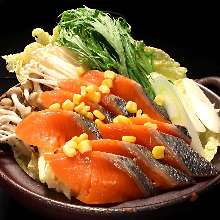 "Ishikari" salmon and vegetable hotpot