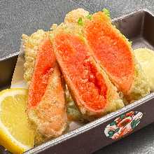 Seaweed-wrapped fried food