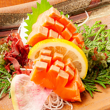 Seasonal brand fish sashimi (Limited to one oreder per group