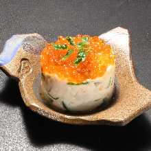 Salmon and salmon roe parent-child potato salad