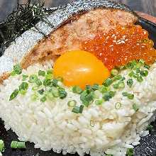 Salmon and salmon roe fried rice