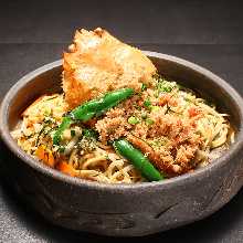 Yakisoba noodles with salt